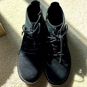 CLARKS suede leather ankle chukka boots us women's size 7.5 EUC black